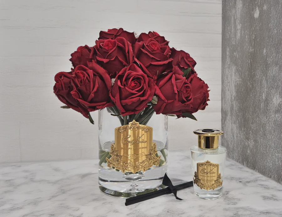 Luxury Grand Rose Bud Bouquet - Red - Gold Badge