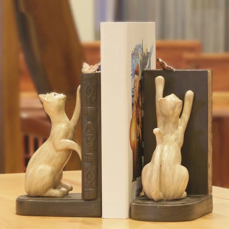 Sally Cat Bookends