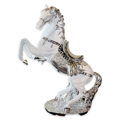 Medium Horse Statue (White/Silver)